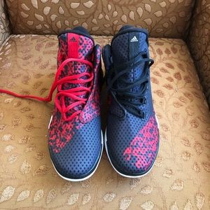 Adidas size 5.5 Big Kids